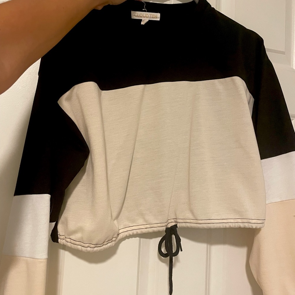 Long sleeve top casual